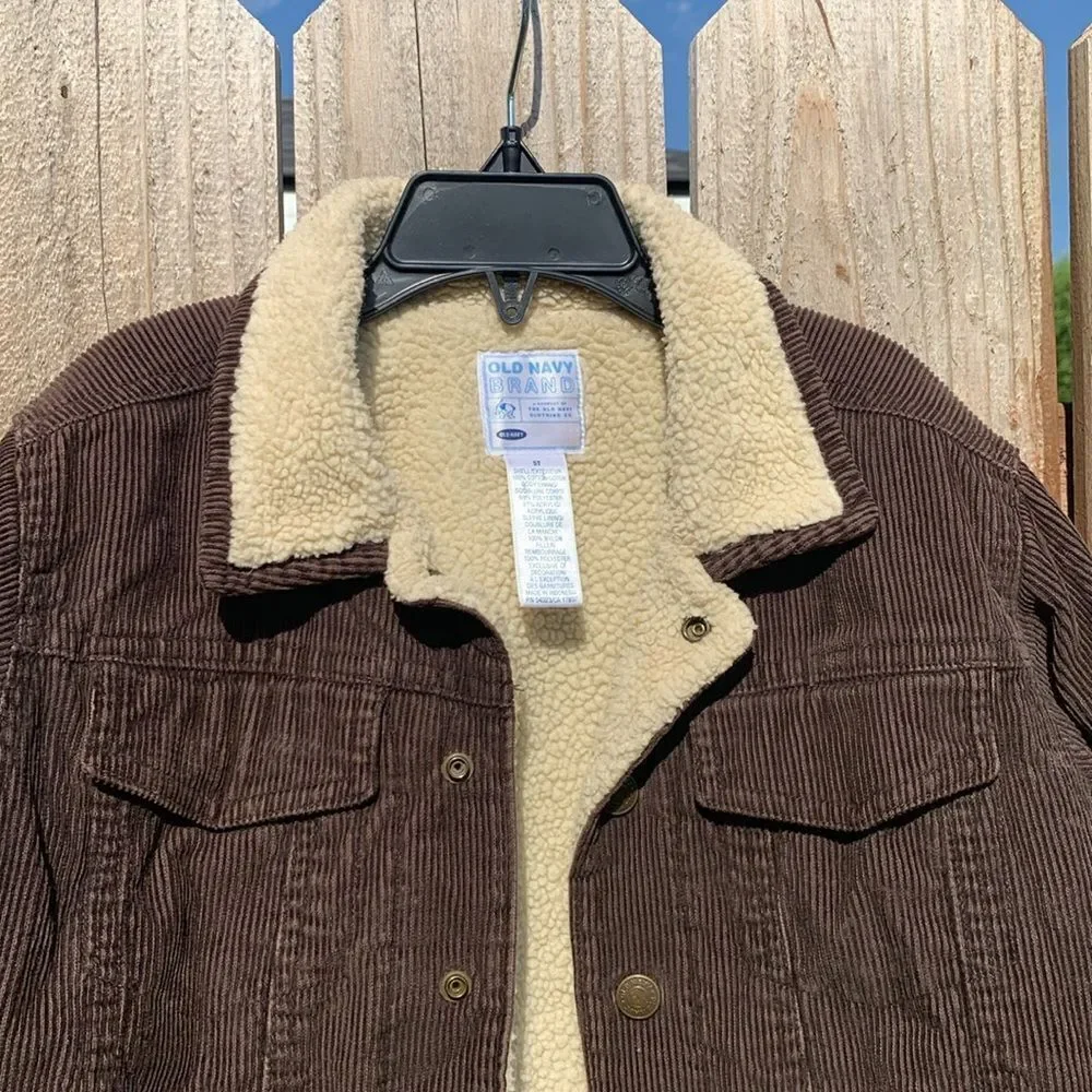 Take 50% OFF-Old Navy BoyBrown and Cream Jean Jacket with Sherpa Lining, Size-5T